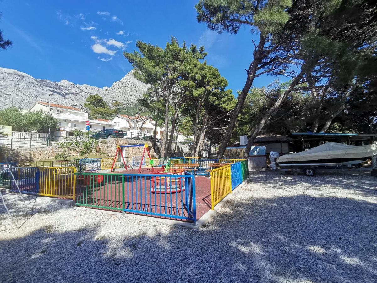 Top Studio 9 Makarska Rivijera Promajna Bagian luar foto