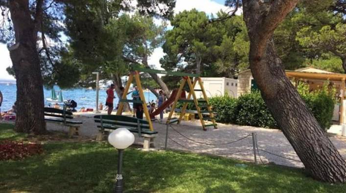Top Studio 9 Makarska Rivijera Promajna Bagian luar foto