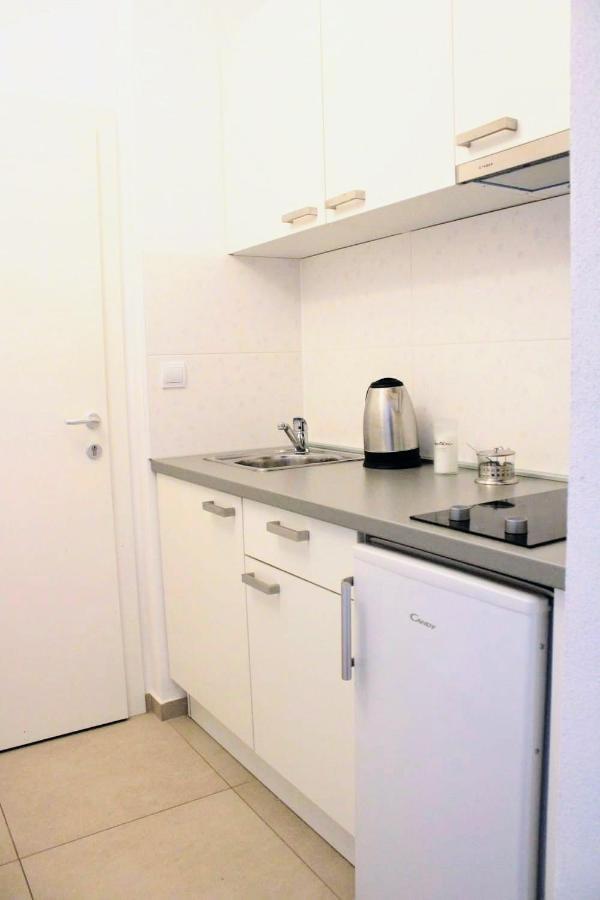 Top Studio 9 Makarska Rivijera Promajna Bagian luar foto